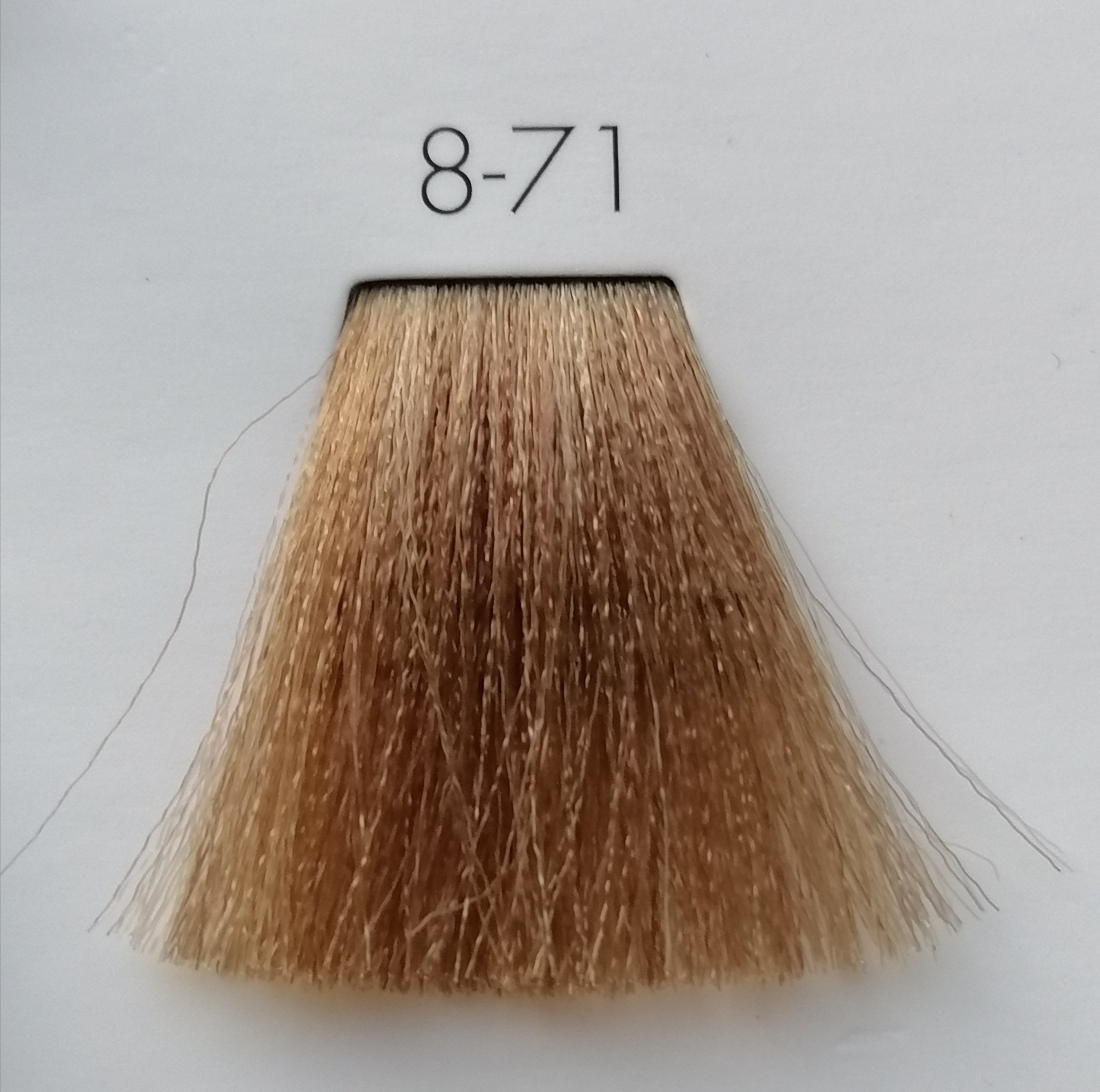NIRVEL ARTX Farbiaci krém  na vlasy 8.71  (100ml)