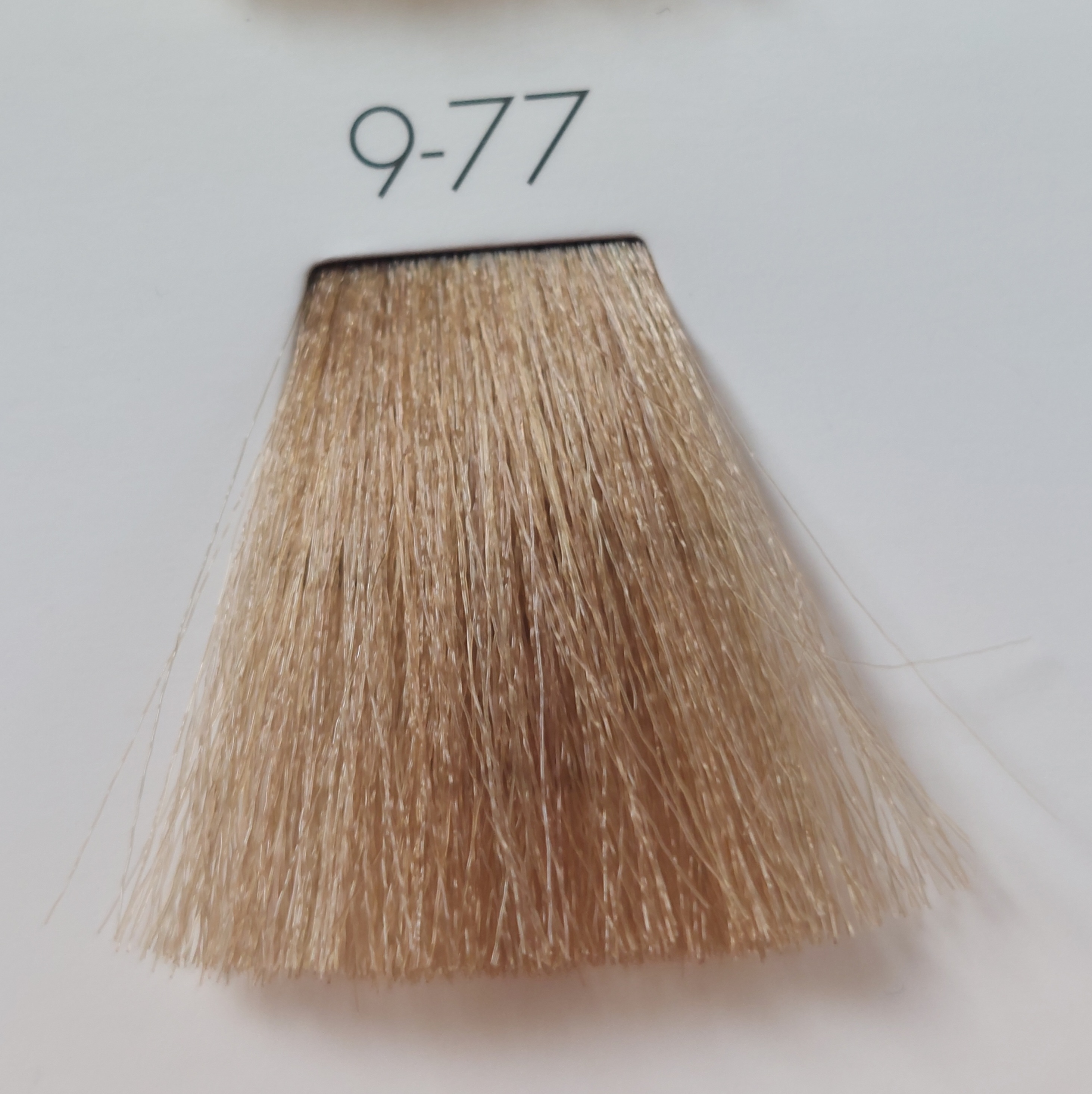 NIRVEL ARTX Farbiaci krém  na vlasy  9.77  svetlý tabakový blond(100ml) 